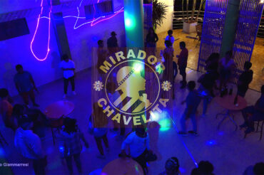 DISCOTECA MIRADOR CHAVELITA – Puerto Yurinaki